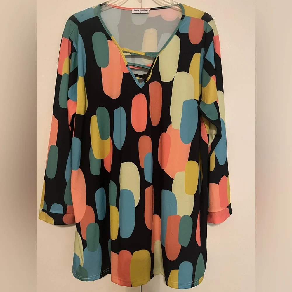Multicolor Abstract Women's Tunic - Picture 1 of 2